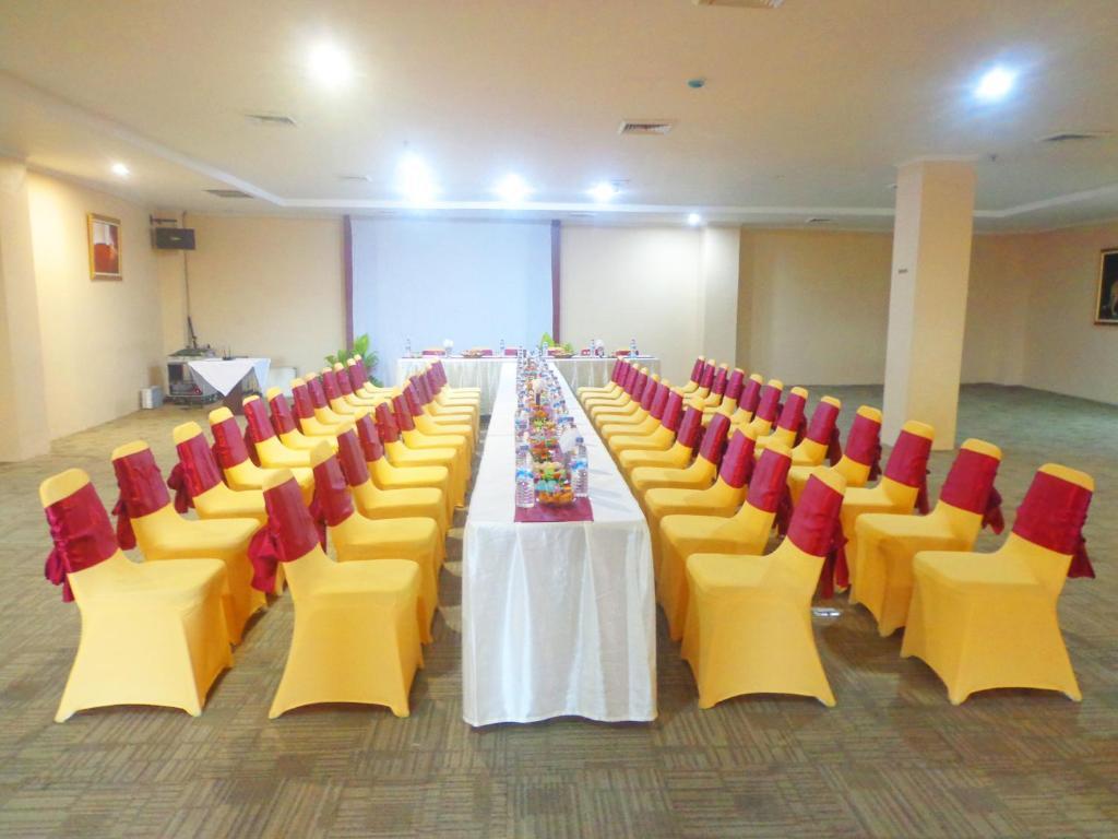Sapadia Hotel Siantar Pematangsiantar Exterior foto